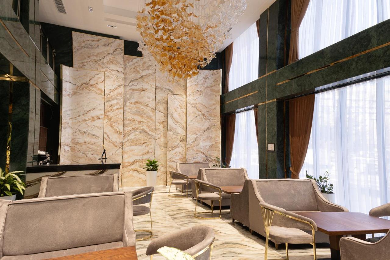 Готель Mir Luxe Plaza Ташкент Екстер'єр фото