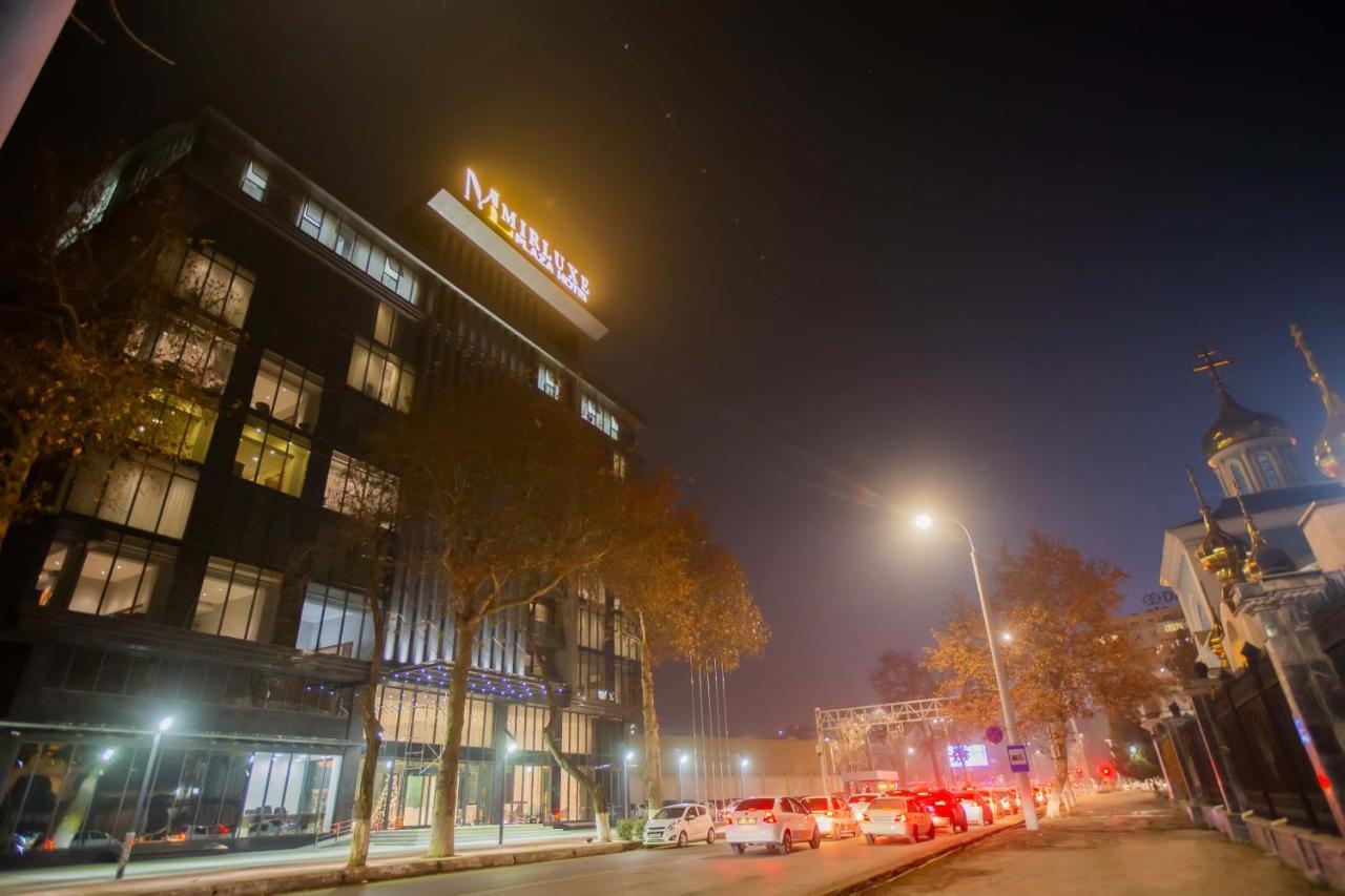 Готель Mir Luxe Plaza Ташкент Екстер'єр фото